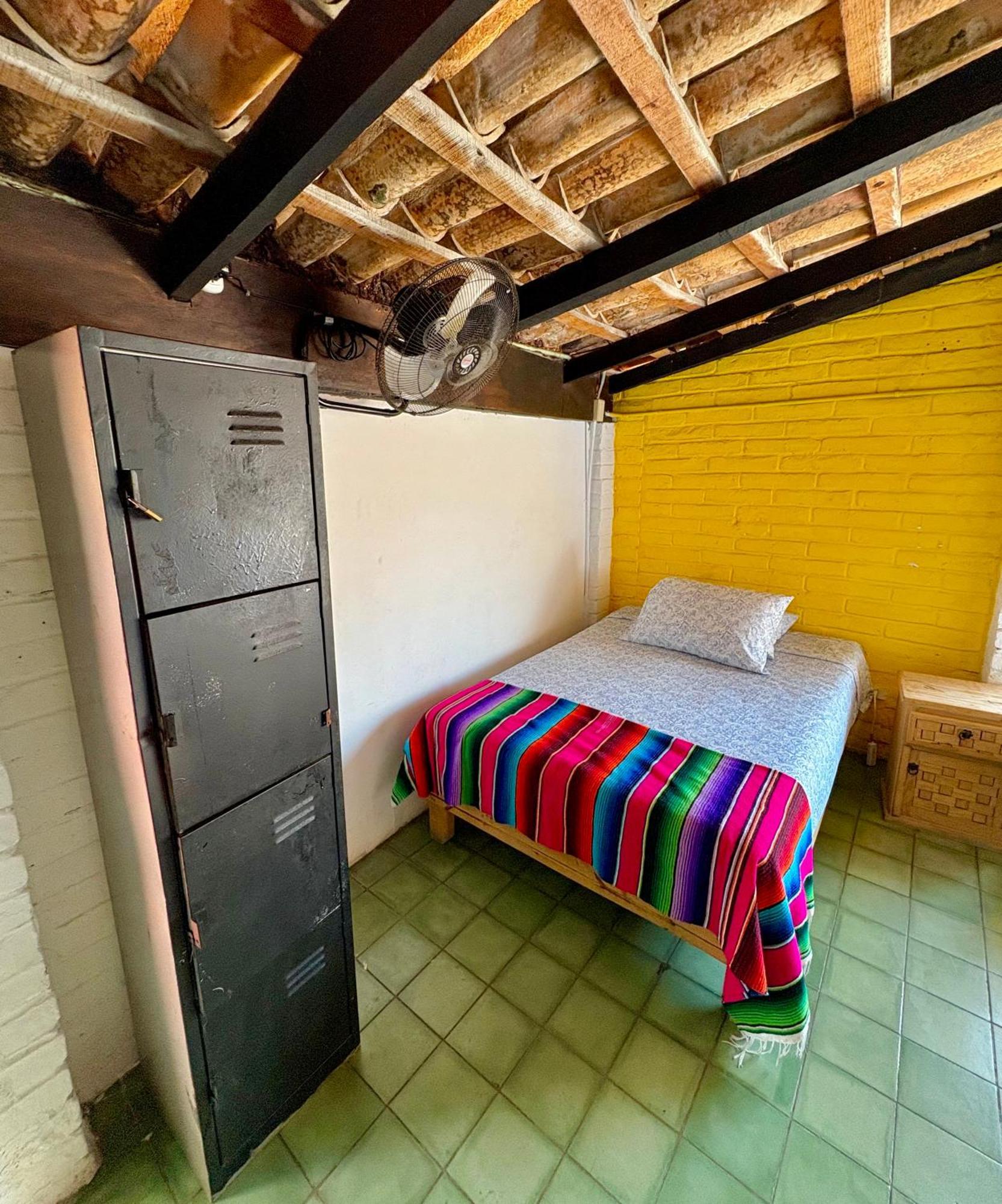 Casa Frida Gaylodging Пуэрто-Вальярта Экстерьер фото